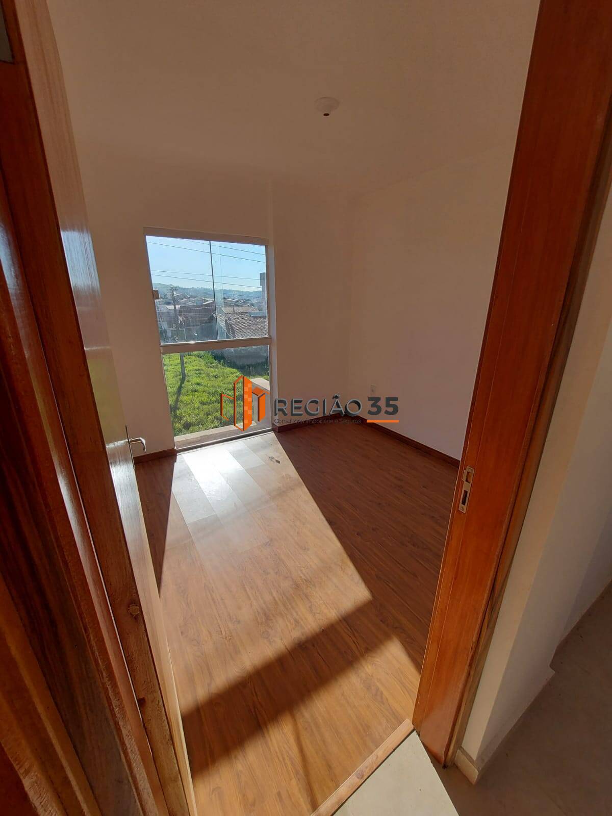 Apartamento à venda com 2 quartos, 55m² - Foto 2