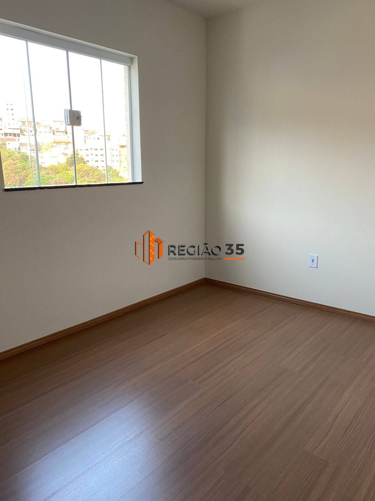 Apartamento à venda com 2 quartos, 70m² - Foto 8