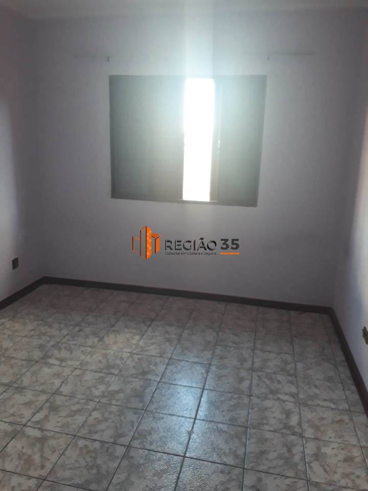 Casa à venda com 3 quartos, 140m² - Foto 10