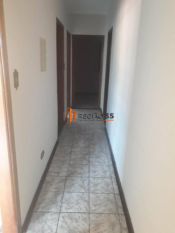 Casa à venda com 3 quartos, 140m² - Foto 14