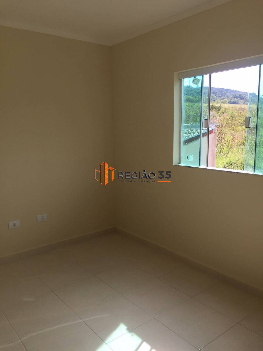 Apartamento à venda com 2 quartos, 75m² - Foto 5