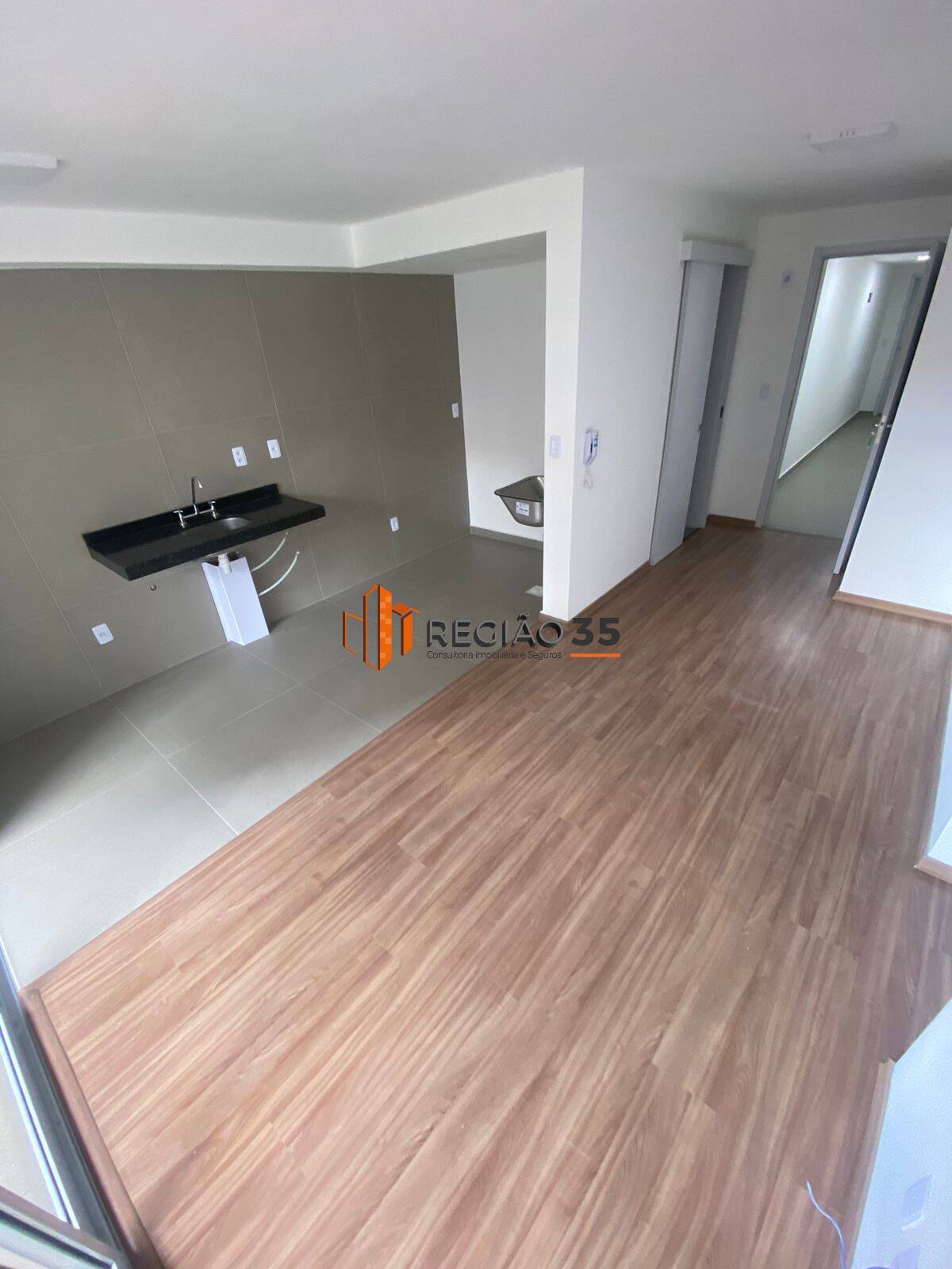 Apartamento à venda com 2 quartos, 65m² - Foto 17