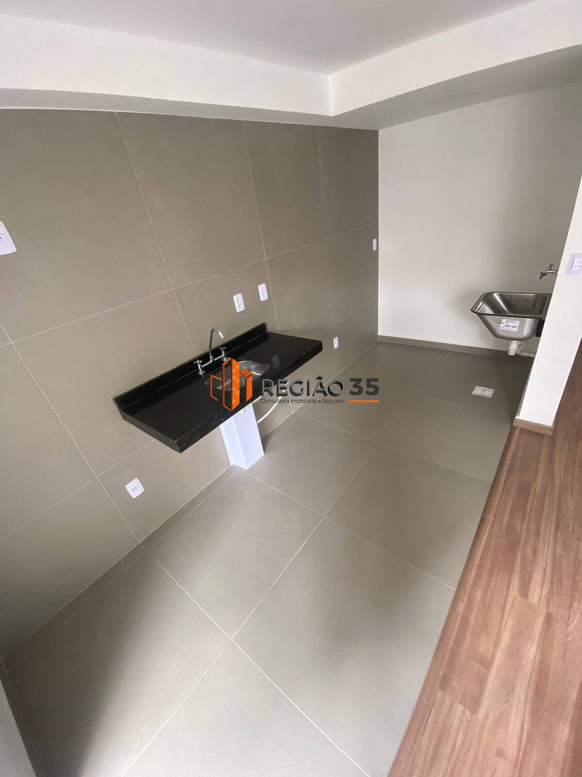 Apartamento à venda com 2 quartos, 65m² - Foto 25