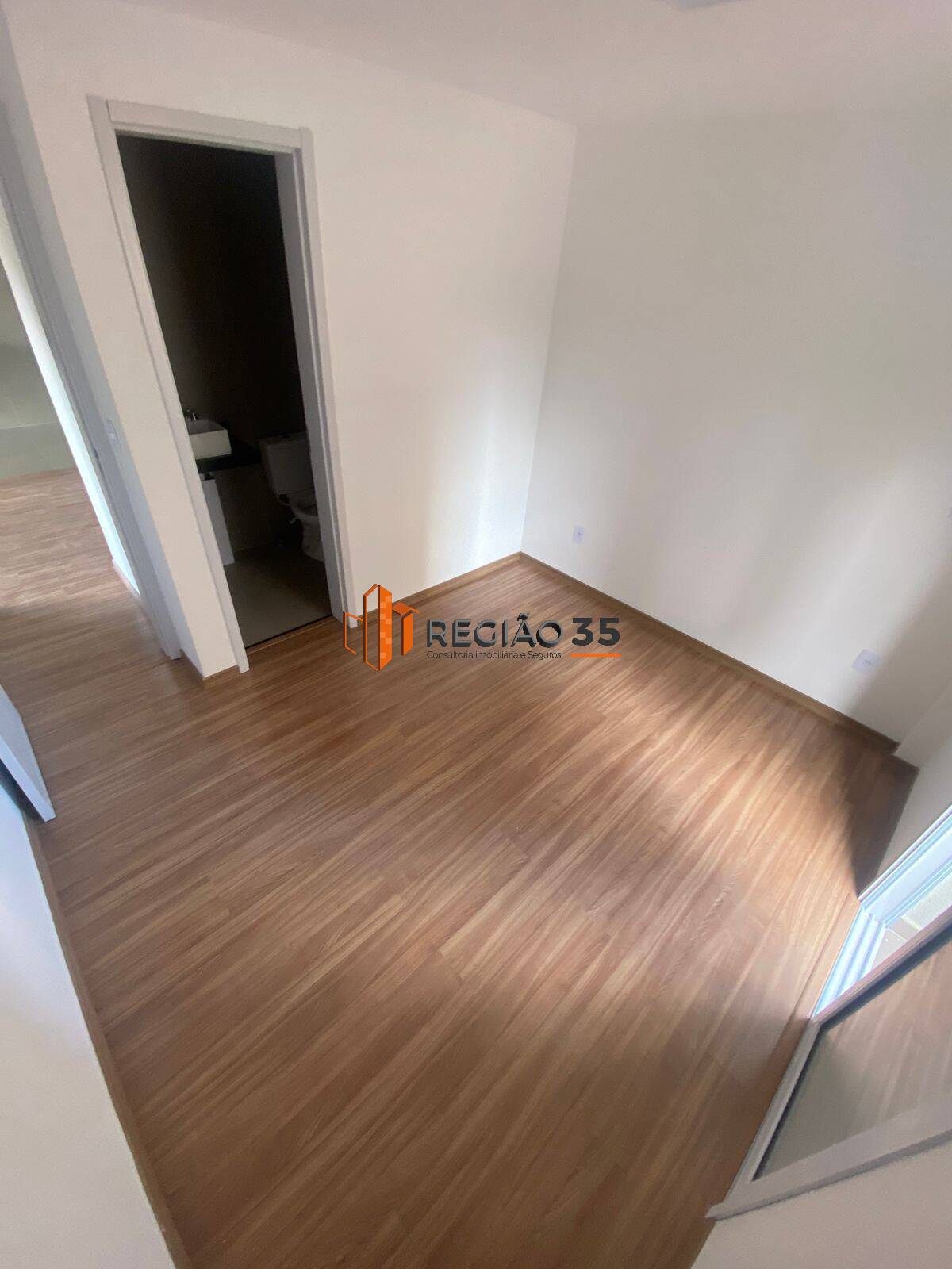 Apartamento à venda com 2 quartos, 65m² - Foto 47