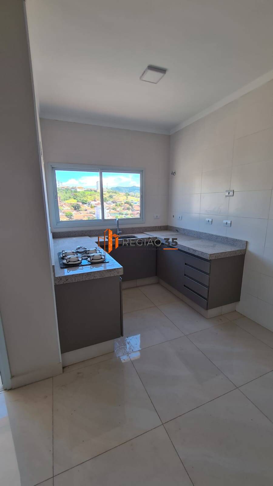 Apartamento à venda com 2 quartos, 74m² - Foto 12