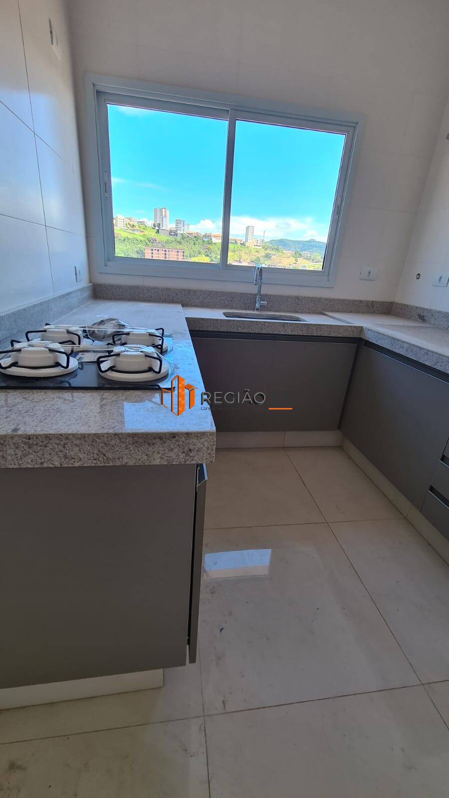 Apartamento à venda com 2 quartos, 74m² - Foto 9