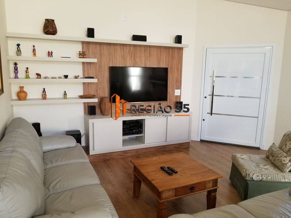 Casa à venda com 3 quartos, 490m² - Foto 5