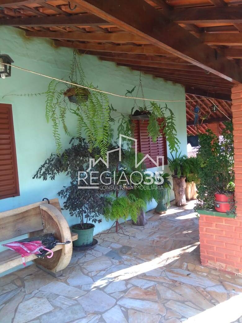 Fazenda à venda com 6 quartos, 600m² - Foto 40