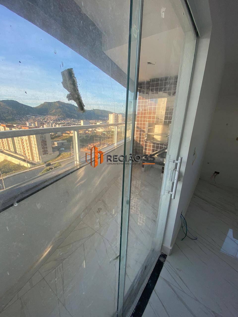 Apartamento à venda com 2 quartos, 74m² - Foto 11