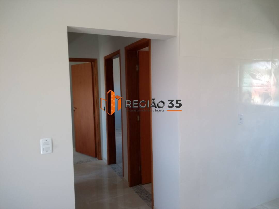 Apartamento à venda com 3 quartos, 75m² - Foto 1