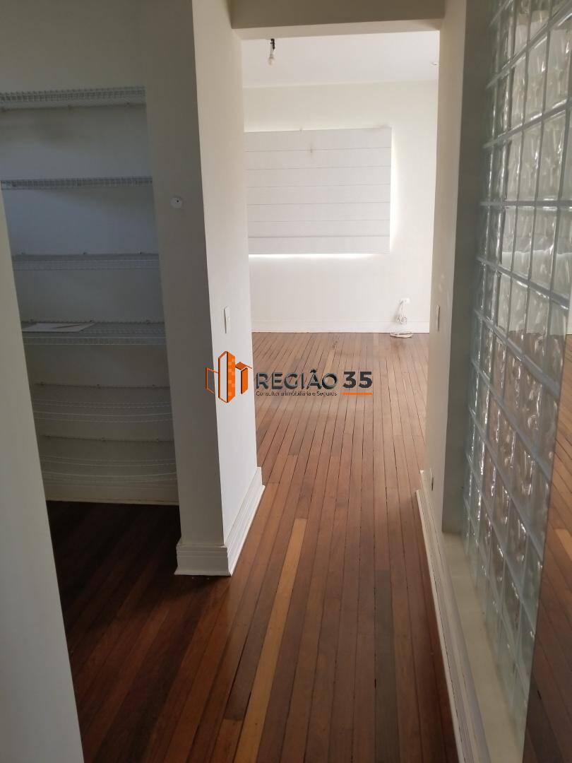 Casa à venda com 4 quartos, 700m² - Foto 95