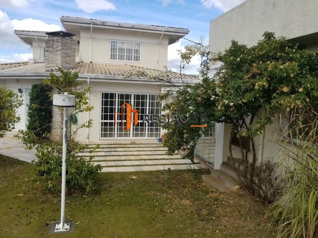 Casa à venda com 4 quartos, 700m² - Foto 26