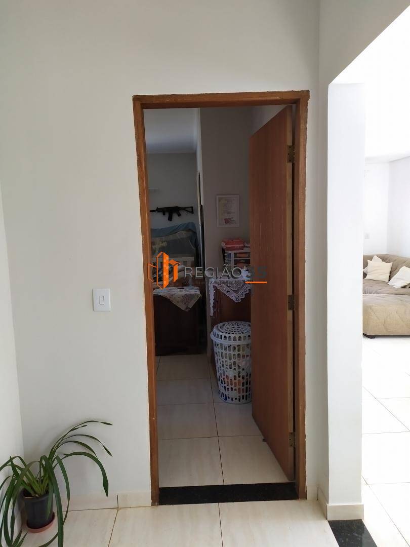 Fazenda à venda com 2 quartos, 150m² - Foto 17