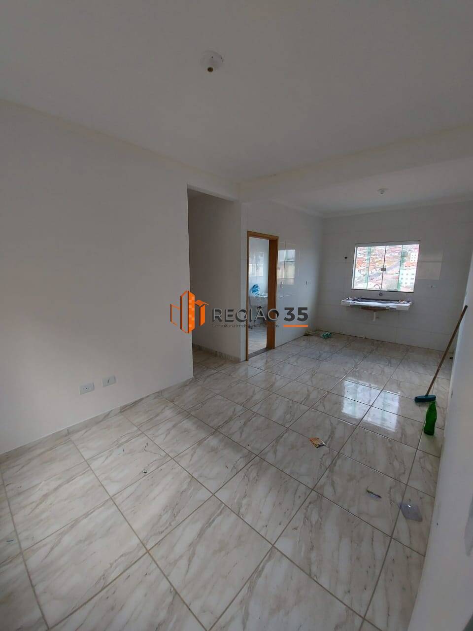 Apartamento à venda com 2 quartos, 72m² - Foto 2