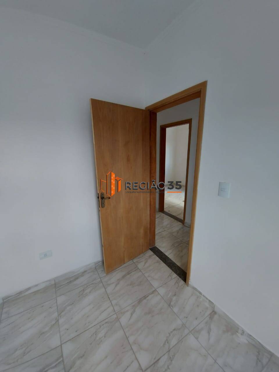 Apartamento à venda com 2 quartos, 72m² - Foto 9