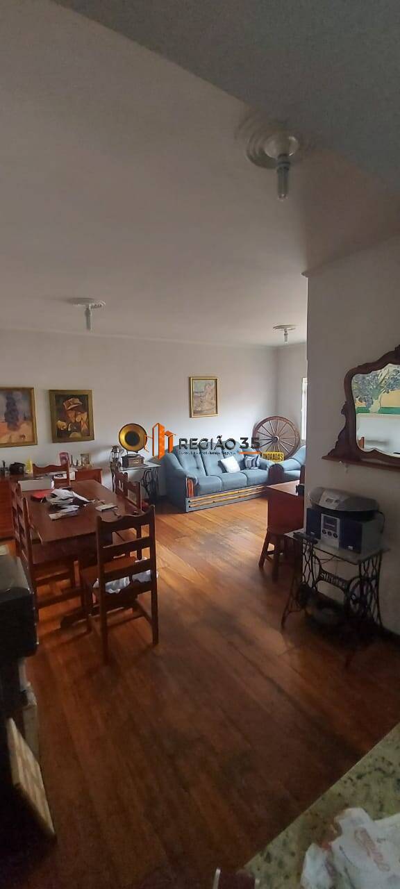 Apartamento à venda com 3 quartos, 120m² - Foto 1