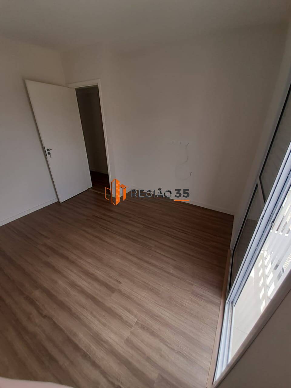 Apartamento à venda com 3 quartos, 75m² - Foto 12