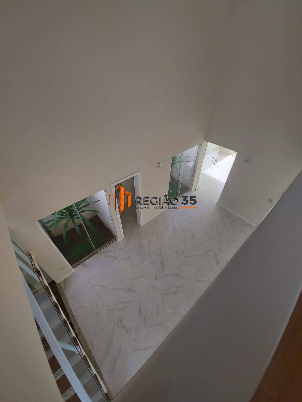 Casa à venda com 3 quartos, 374m² - Foto 13