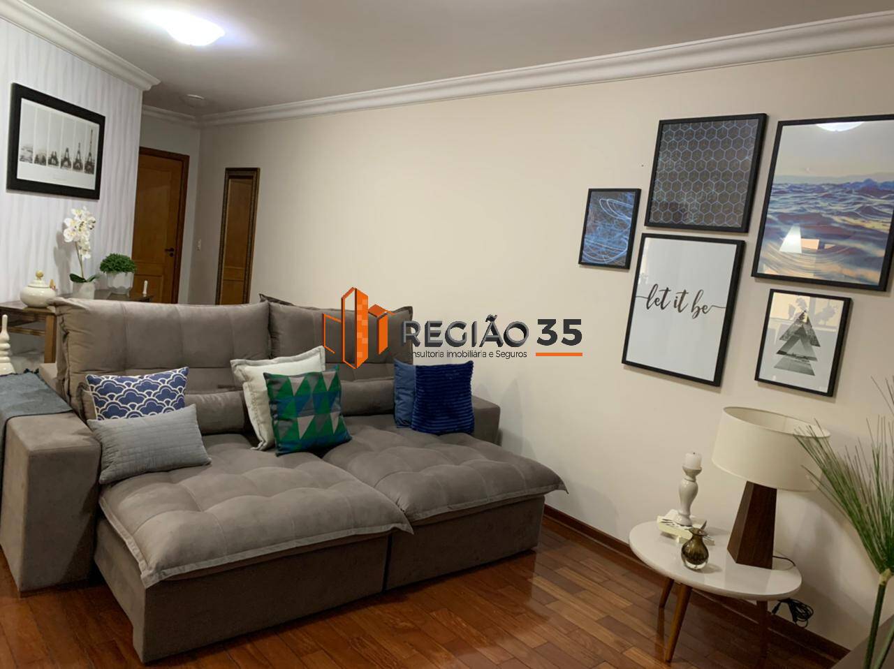 Apartamento à venda com 3 quartos, 115m² - Foto 1