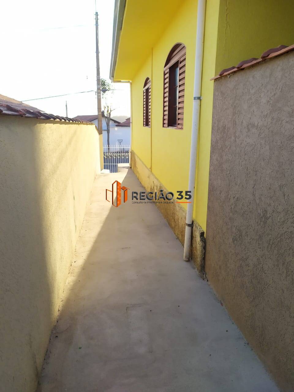 Casa à venda com 2 quartos, 250m² - Foto 19