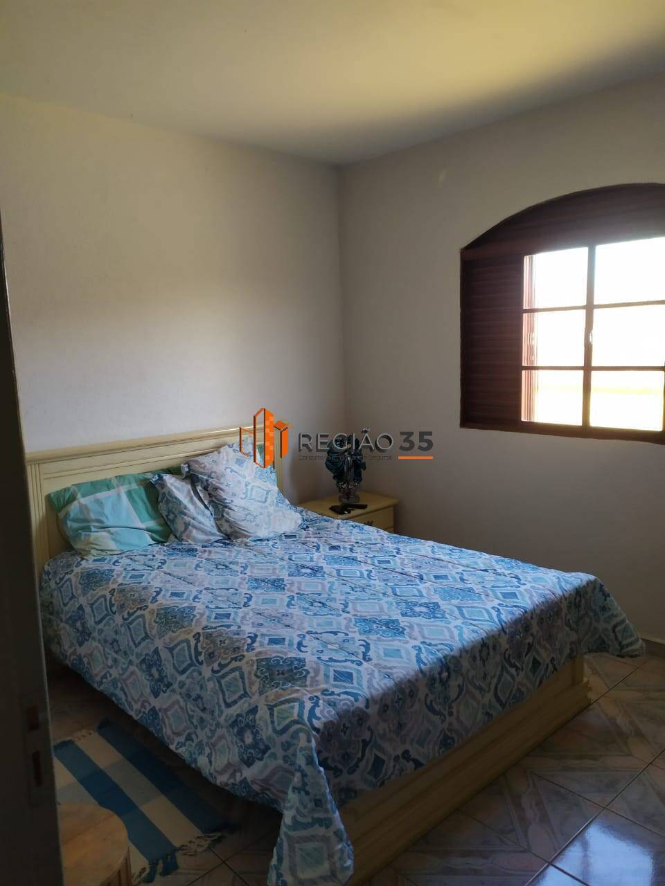 Casa à venda com 2 quartos, 250m² - Foto 15