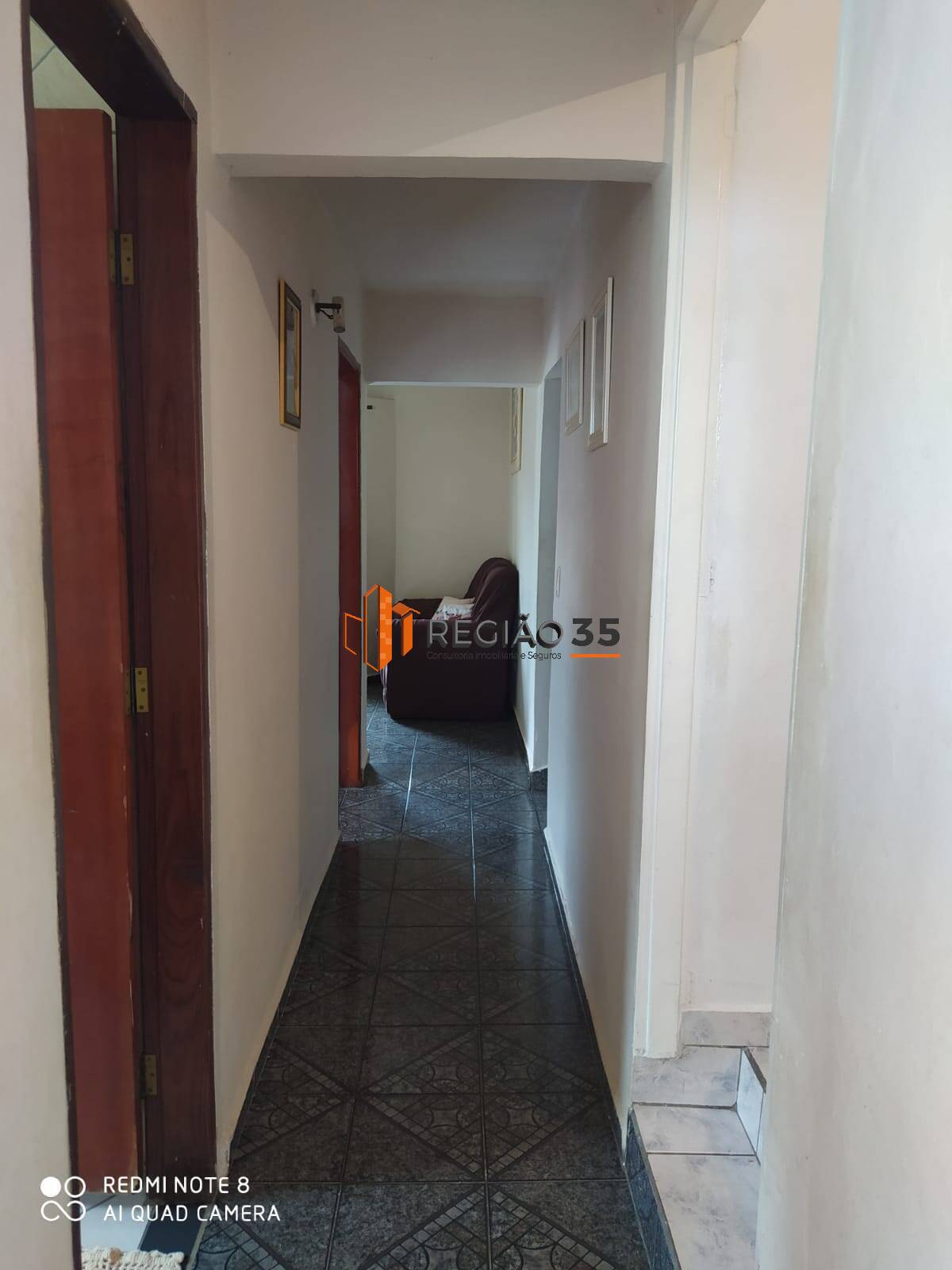 Casa à venda com 3 quartos, 98m² - Foto 4