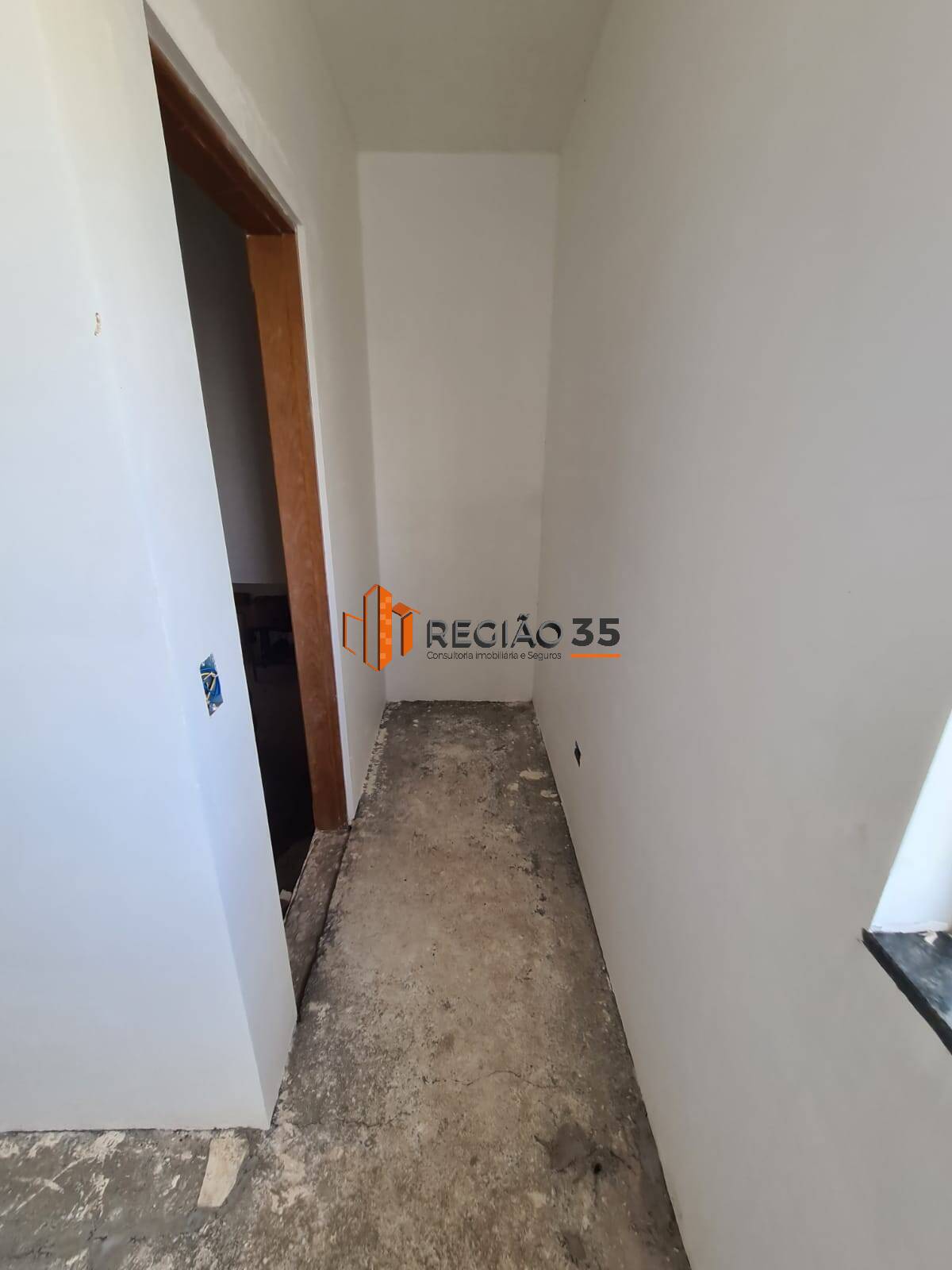 Casa à venda com 4 quartos, 256m² - Foto 14