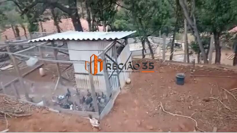 Fazenda à venda com 2 quartos, 200m² - Foto 14