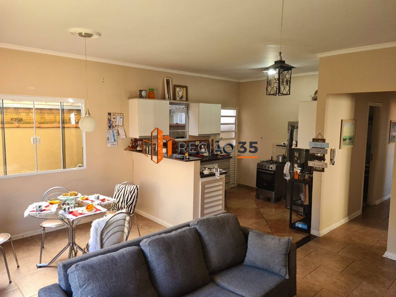 Casa à venda com 3 quartos, 130m² - Foto 10