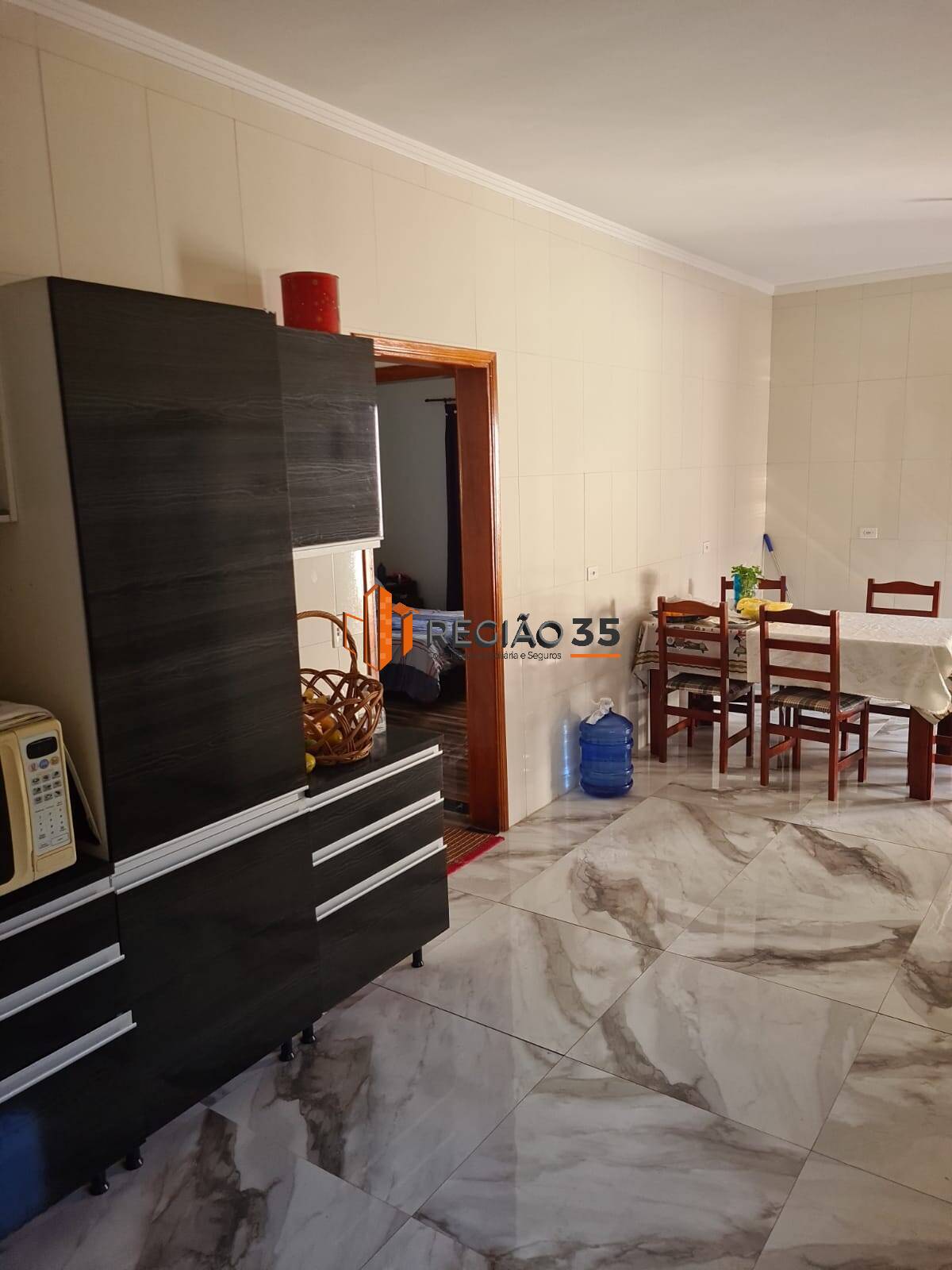 Casa à venda com 3 quartos, 300m² - Foto 9