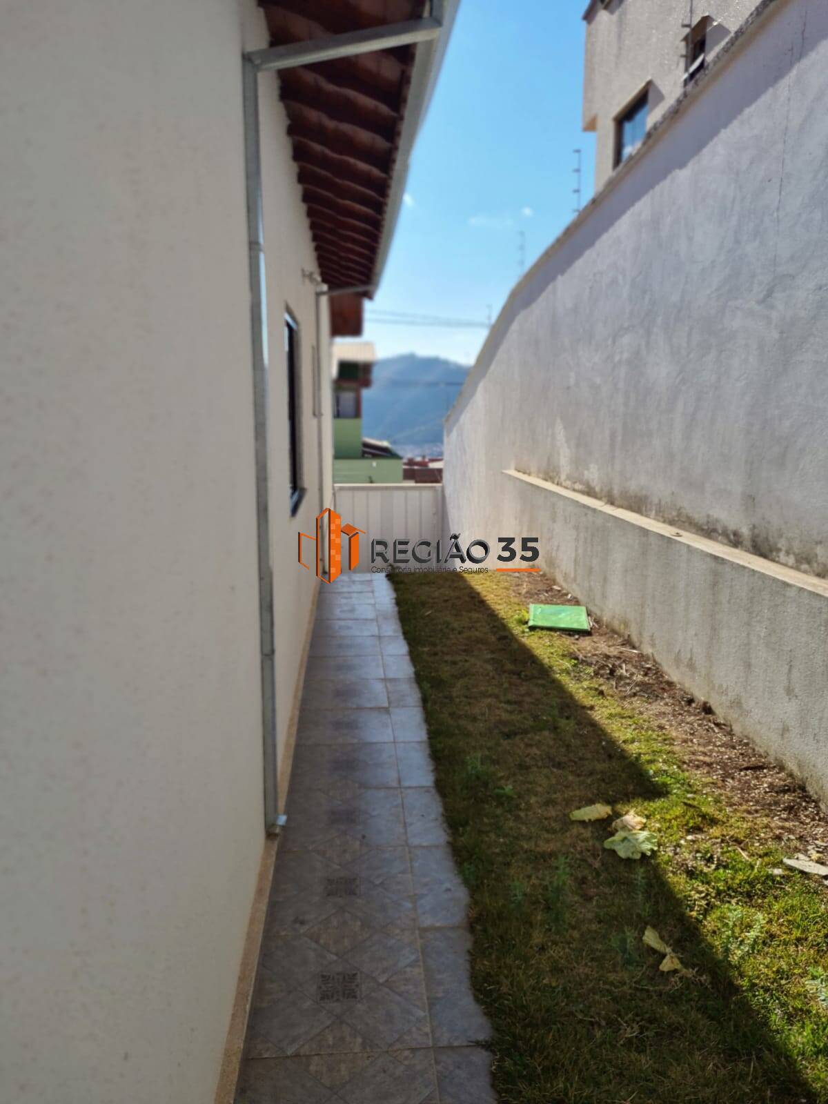 Casa à venda com 3 quartos, 300m² - Foto 20