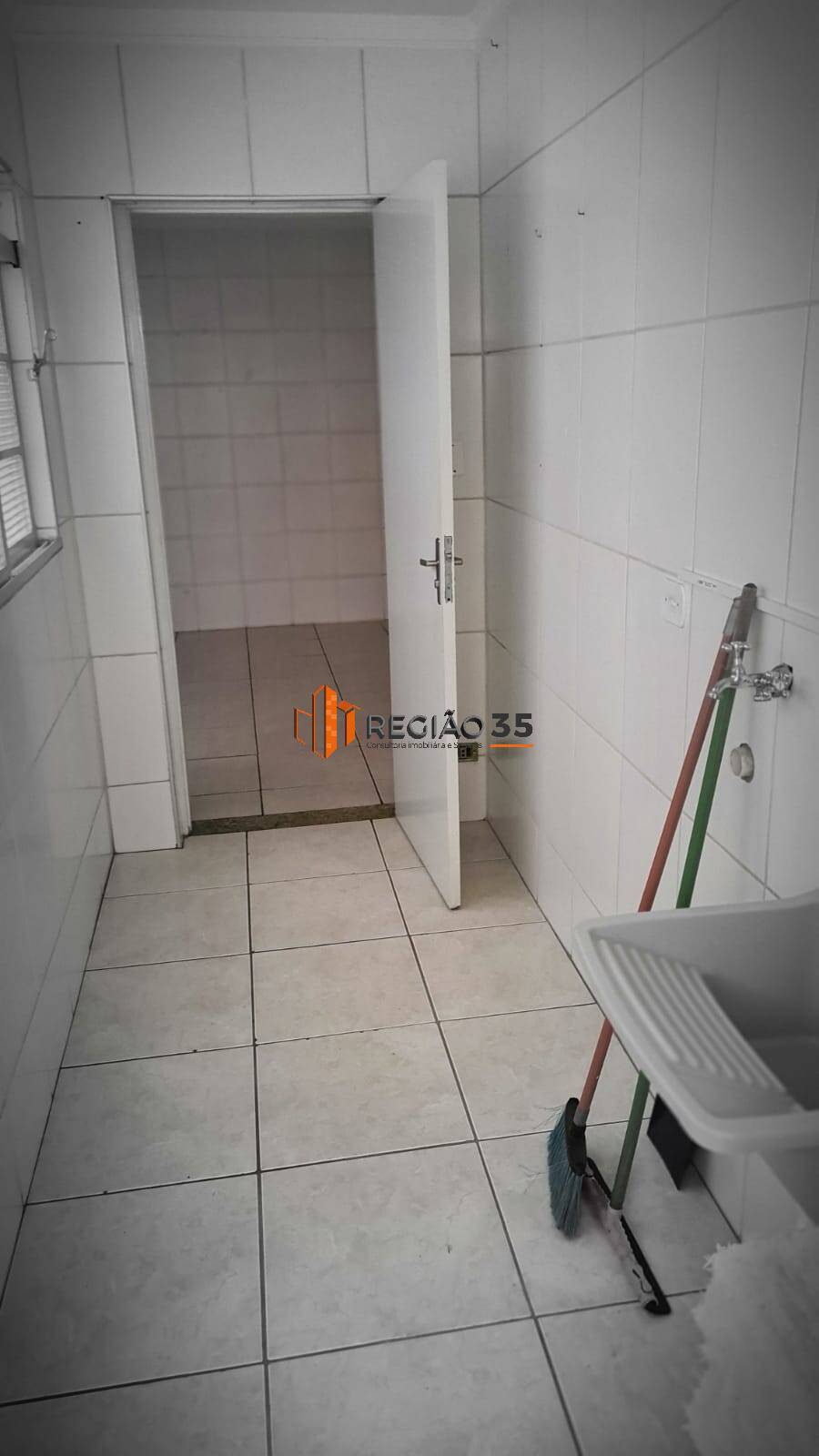 Apartamento para alugar com 3 quartos, 120m² - Foto 15