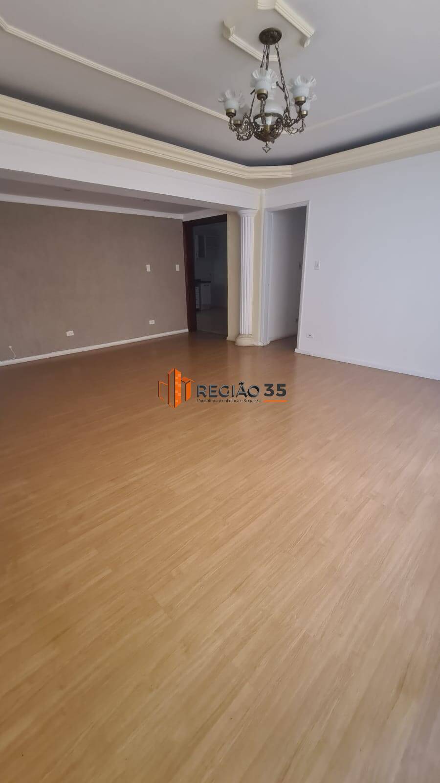 Apartamento para alugar com 3 quartos, 120m² - Foto 12