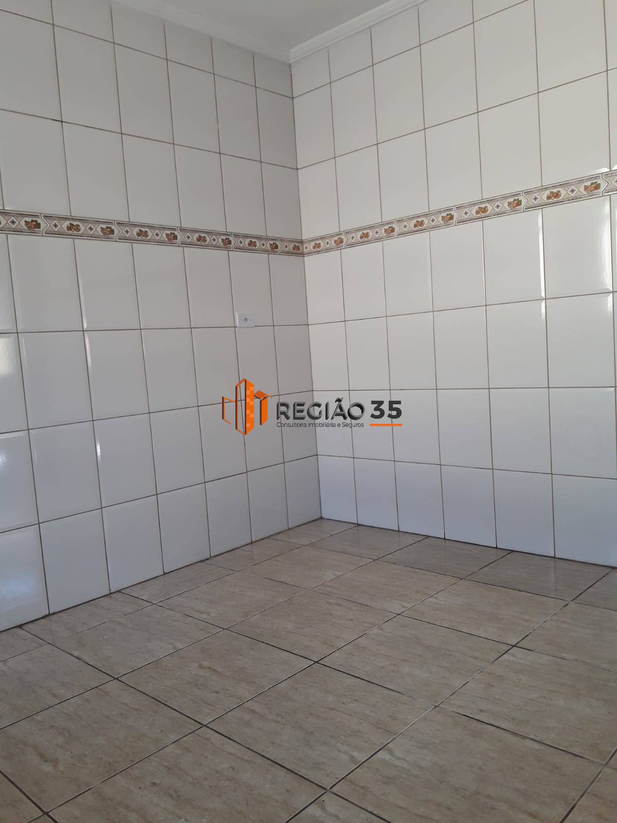 Casa à venda com 3 quartos, 88m² - Foto 12