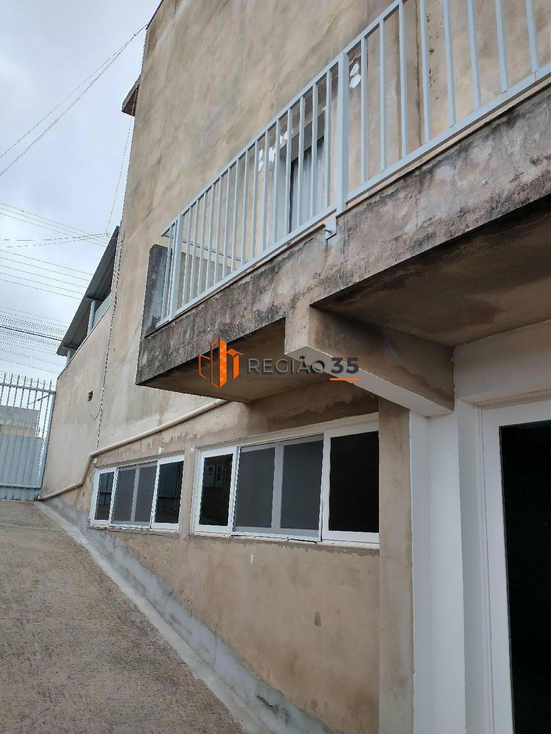 Casa à venda com 3 quartos, 90m² - Foto 15