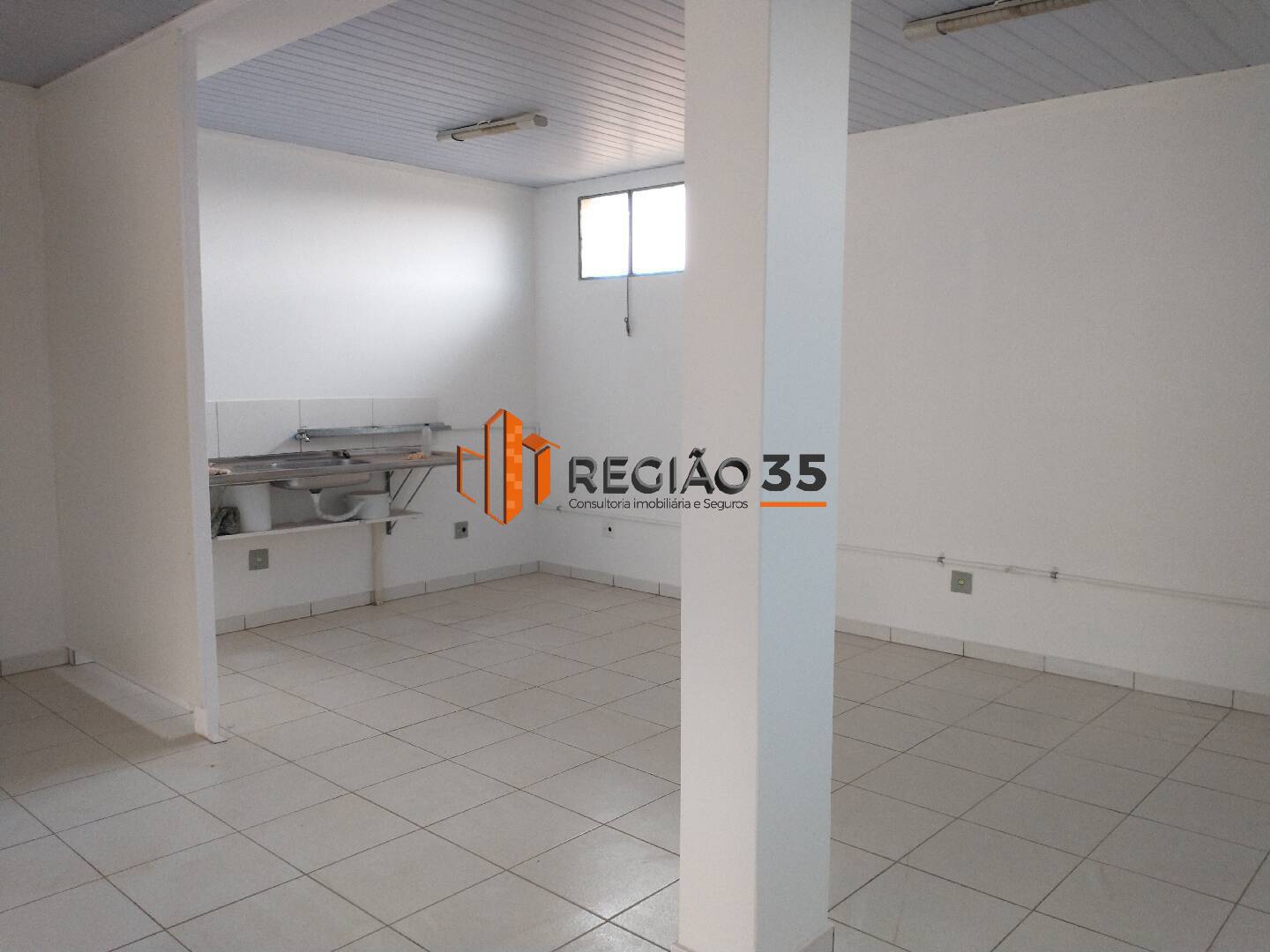 Casa à venda com 3 quartos, 90m² - Foto 21