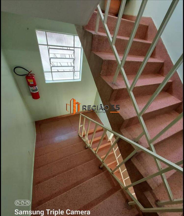 Apartamento à venda com 3 quartos, 110m² - Foto 17