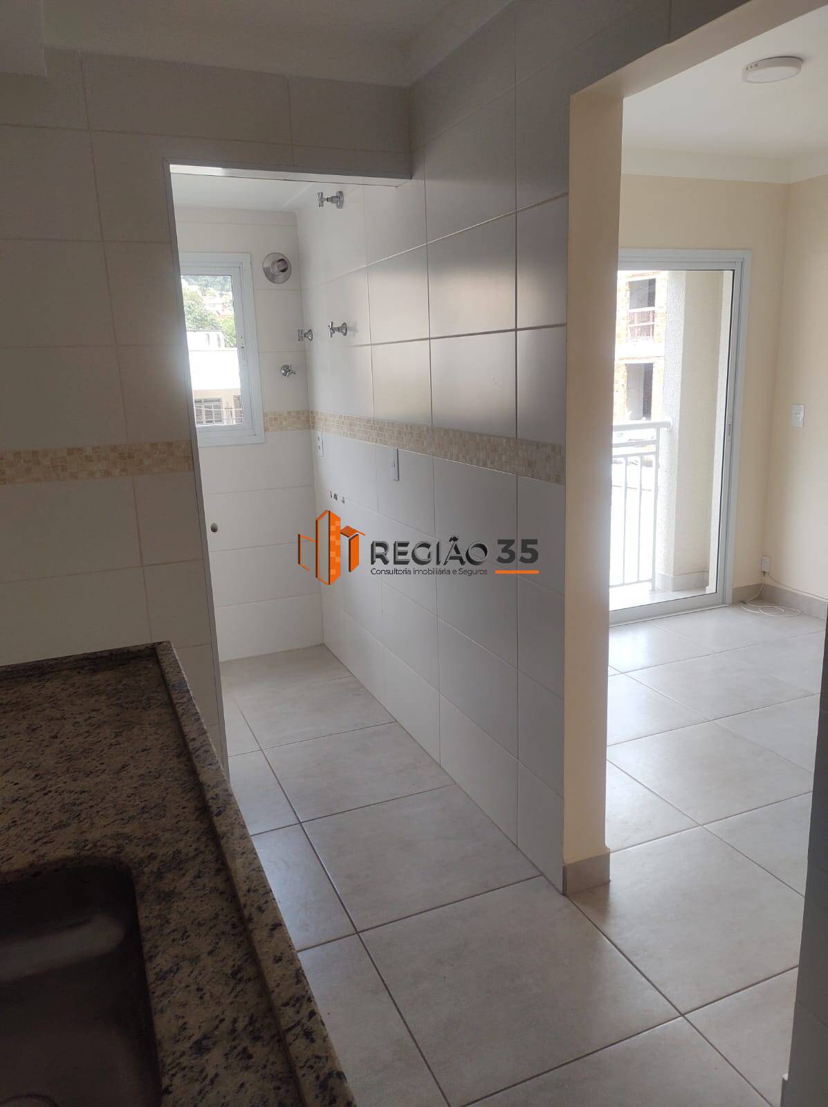 Apartamento à venda com 2 quartos, 61m² - Foto 12