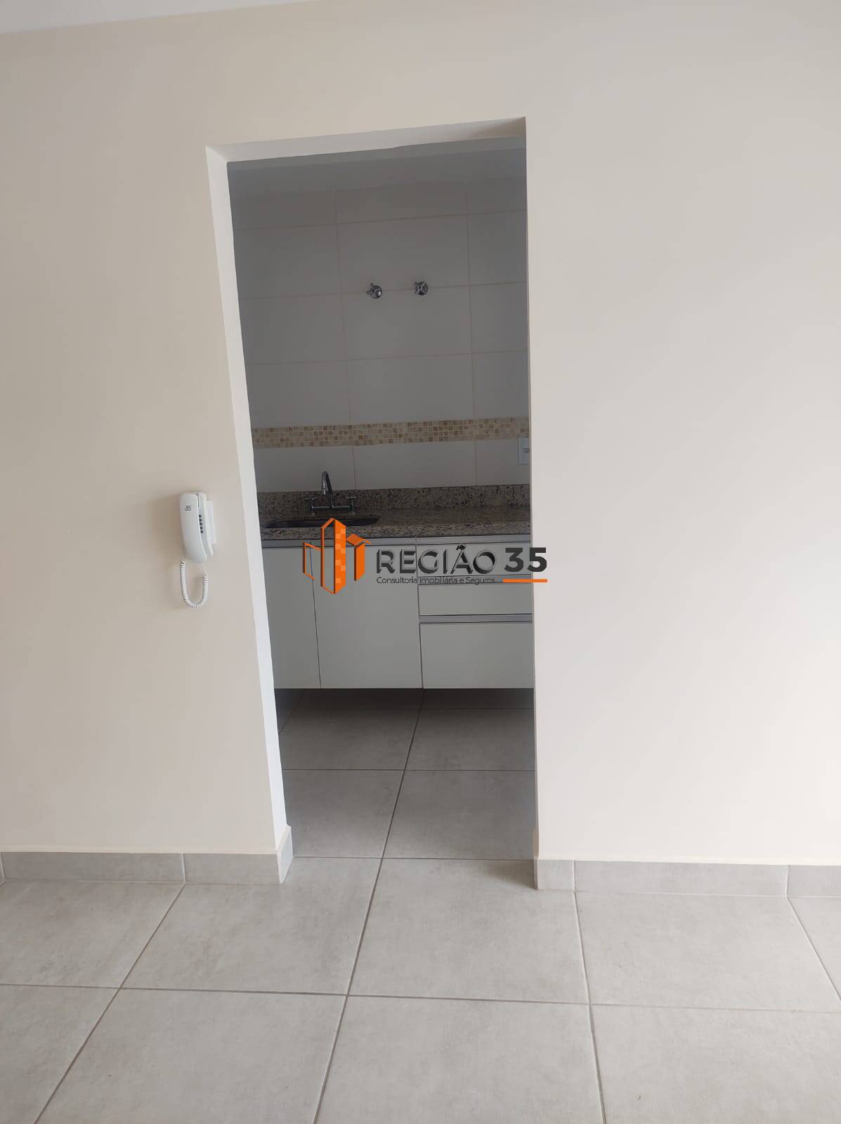 Apartamento à venda com 2 quartos, 61m² - Foto 14