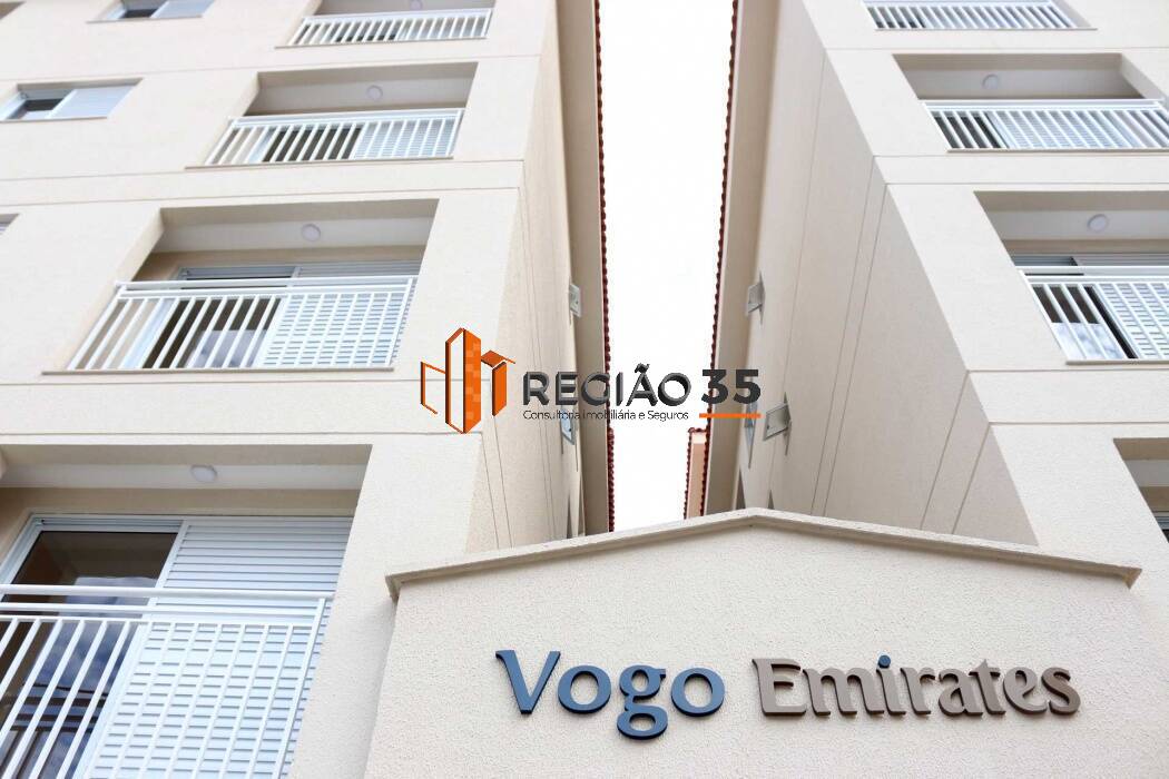 Apartamento à venda com 2 quartos, 61m² - Foto 2