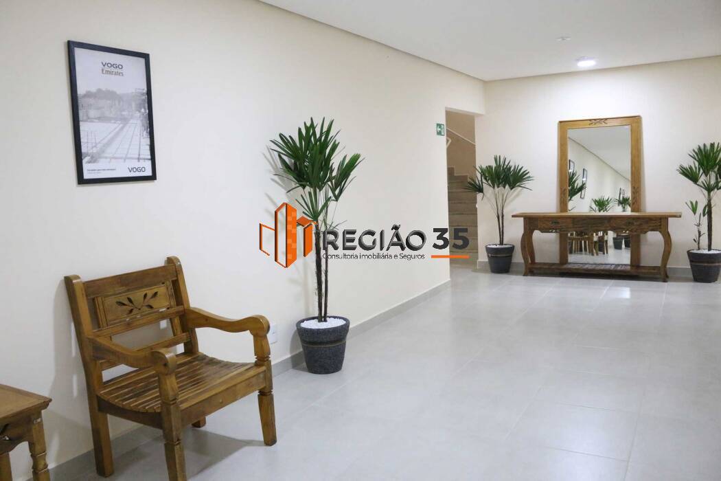 Apartamento à venda com 2 quartos, 61m² - Foto 4