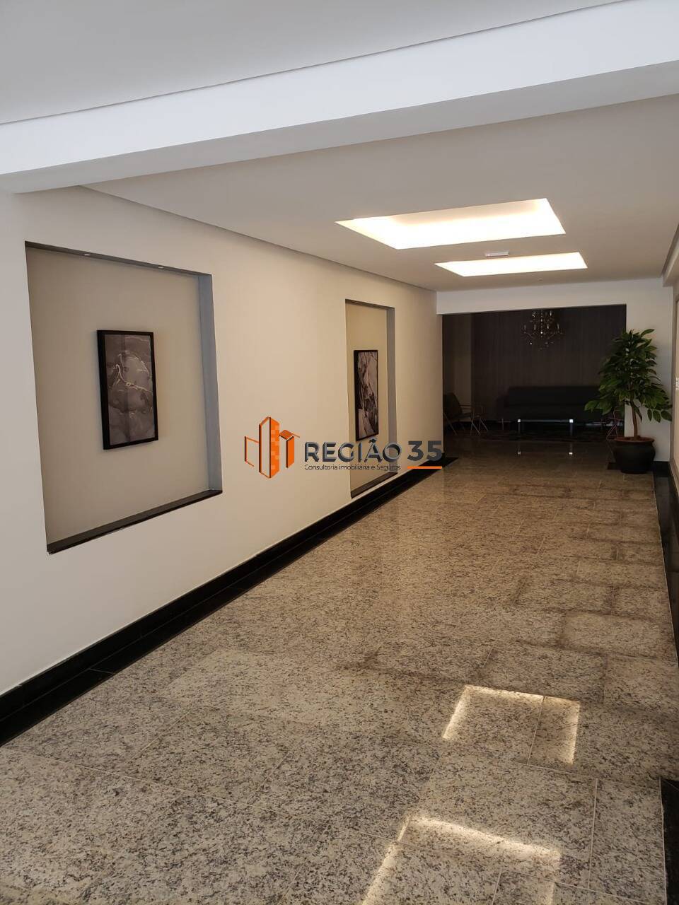 Apartamento à venda com 3 quartos, 107m² - Foto 13