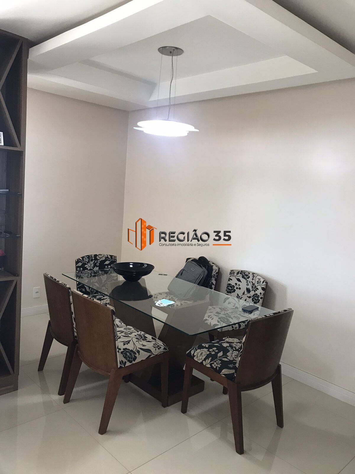 Apartamento à venda com 3 quartos, 104m² - Foto 4