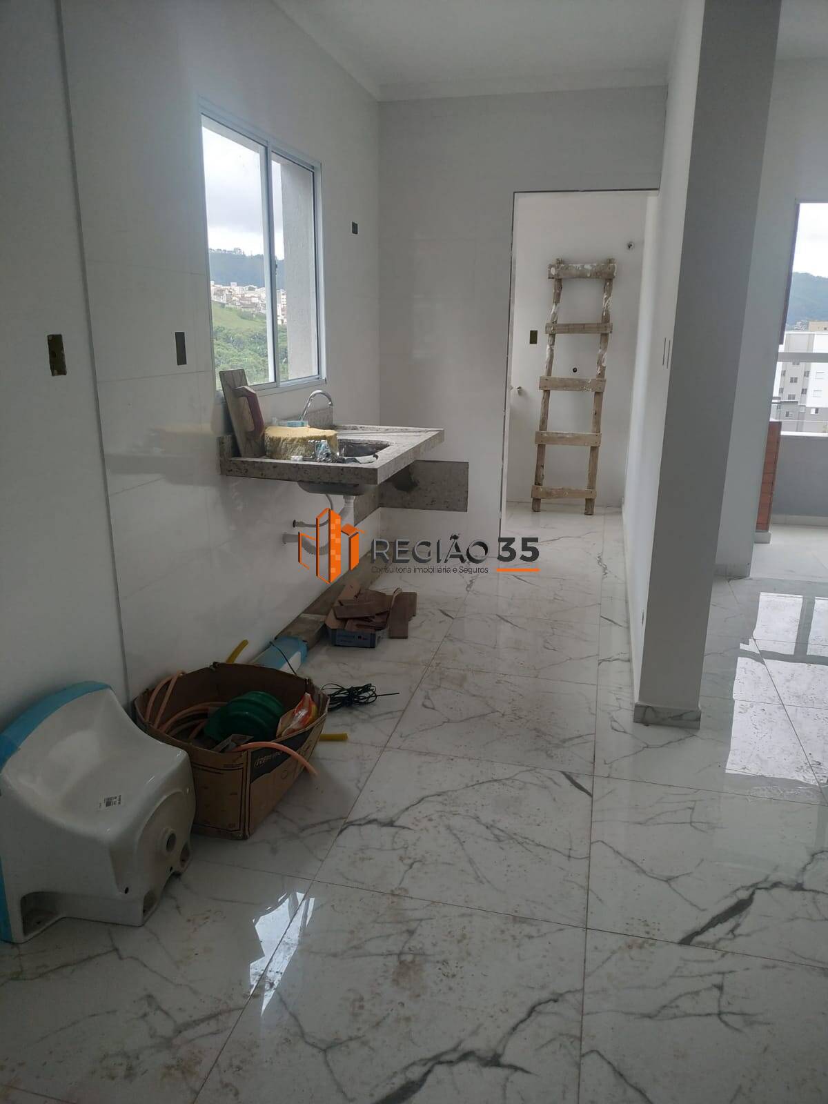 Apartamento à venda com 2 quartos, 63m² - Foto 13