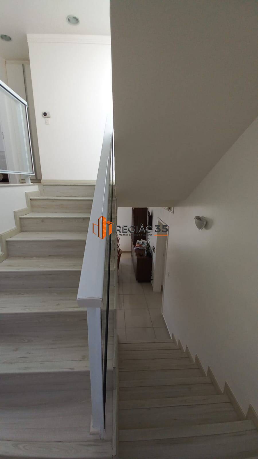 Casa à venda com 3 quartos, 280m² - Foto 12