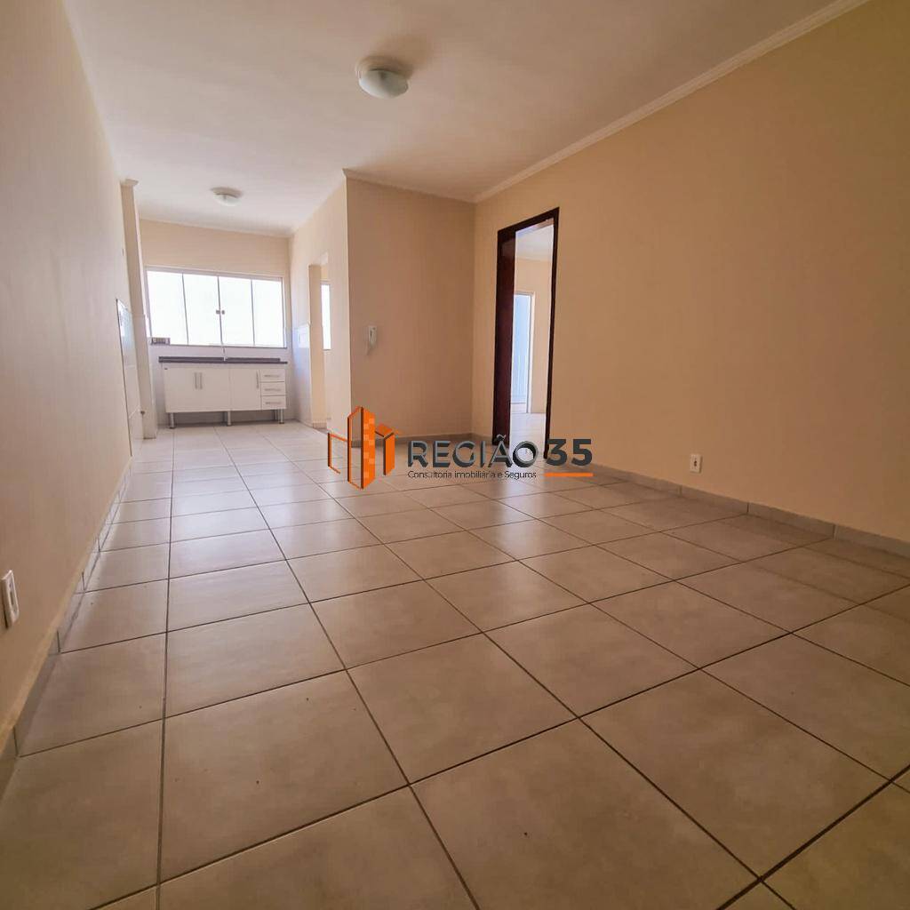 Apartamento à venda com 1 quarto, 50m² - Foto 1