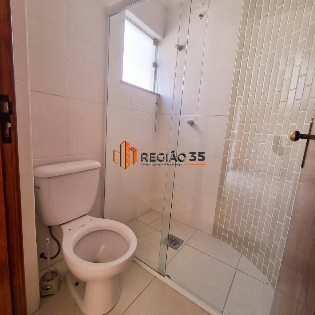 Apartamento à venda com 1 quarto, 50m² - Foto 2