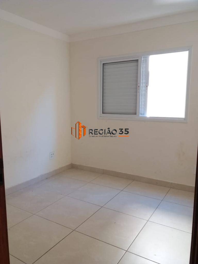 Apartamento à venda com 2 quartos, 70m² - Foto 6