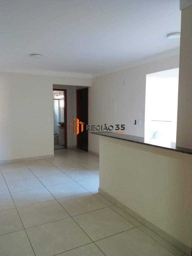 Apartamento à venda com 2 quartos, 70m² - Foto 8