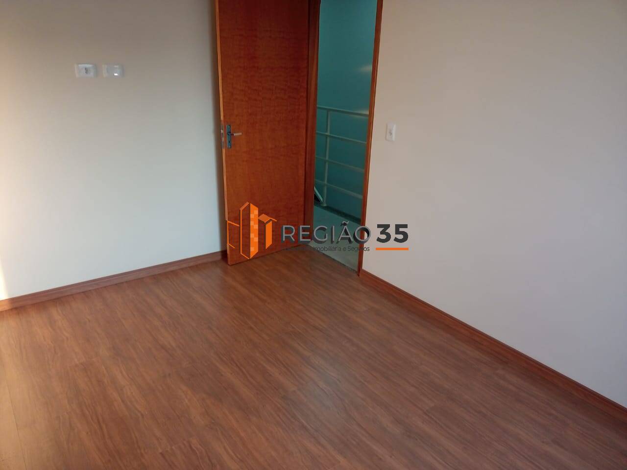 Casa à venda com 3 quartos, 116m² - Foto 14